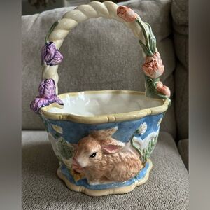 Vintage Y2K Floral Ceramic Easter Basket with Rabbit Design Tulips Lilies Daisy